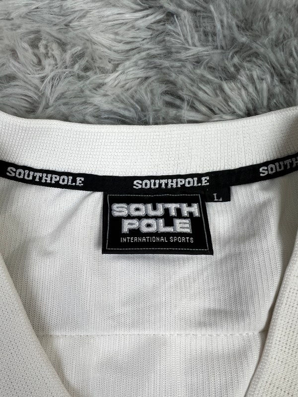 Camiseta Oversize "Southpole" - L