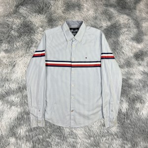 E0303F9A-D7C4-46CA-80A1-86987C776A63 Camisa "Tommy Hilfiger" - S