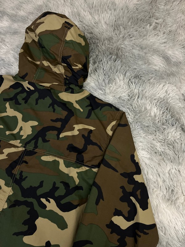 Cortavientos "Carhartt" Camouflage - L